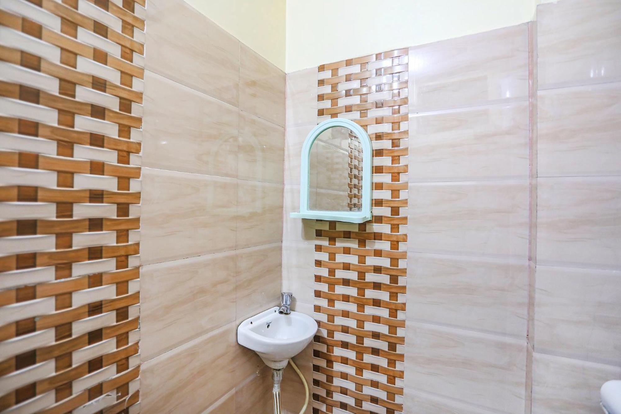 Fabexpress Kanha Dham Kanpur Exterior photo